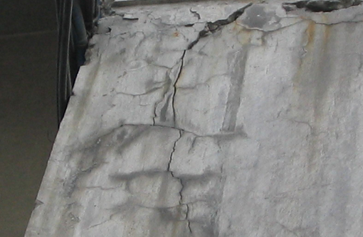 墙体裂缝碳纤维布加固
