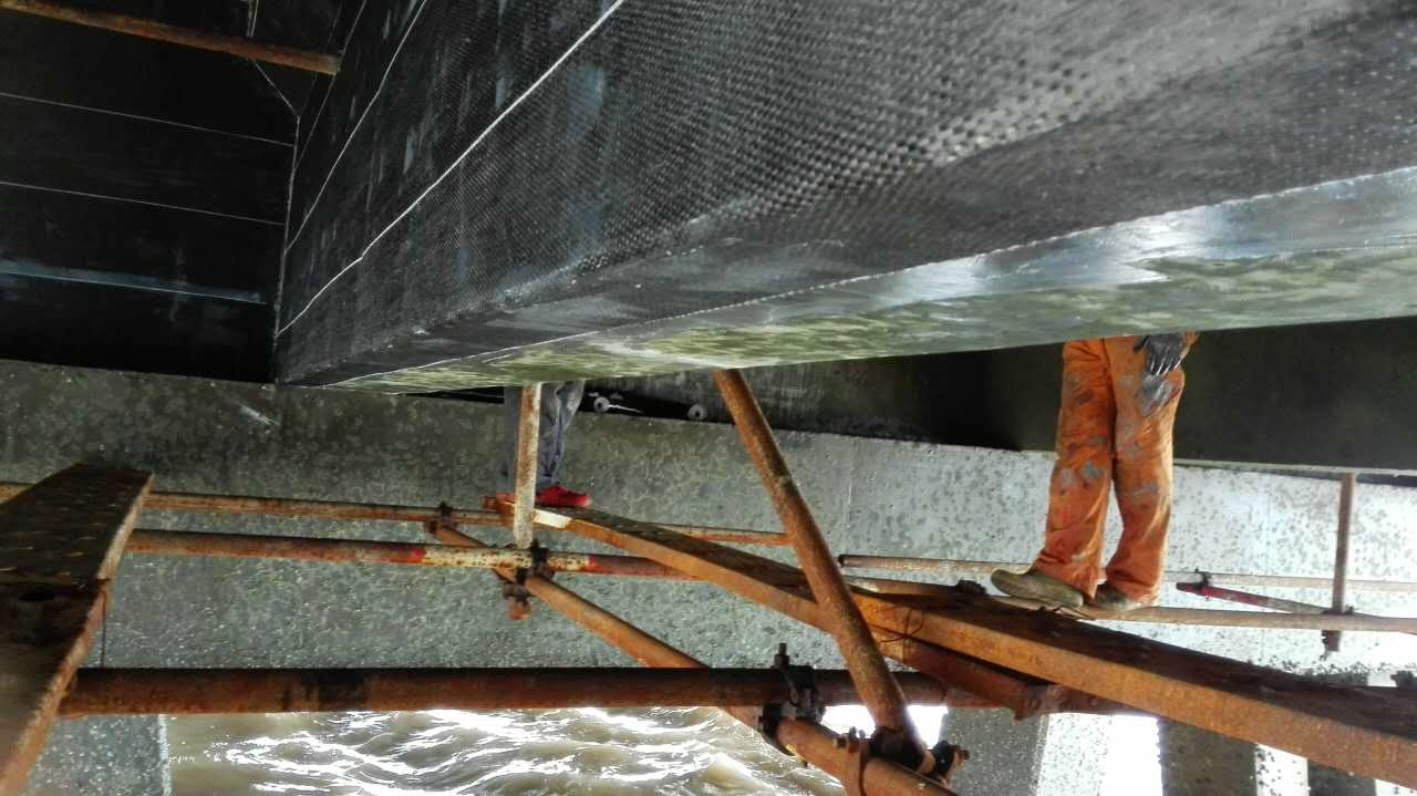 粘贴碳纤维布为什么要做防火防腐措施？
