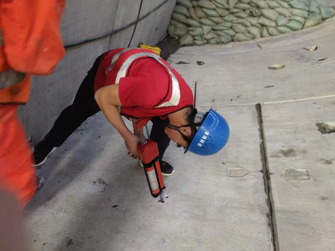 为何地铁维修改造工程里，乙烯基树脂植筋胶还未被淘汰？